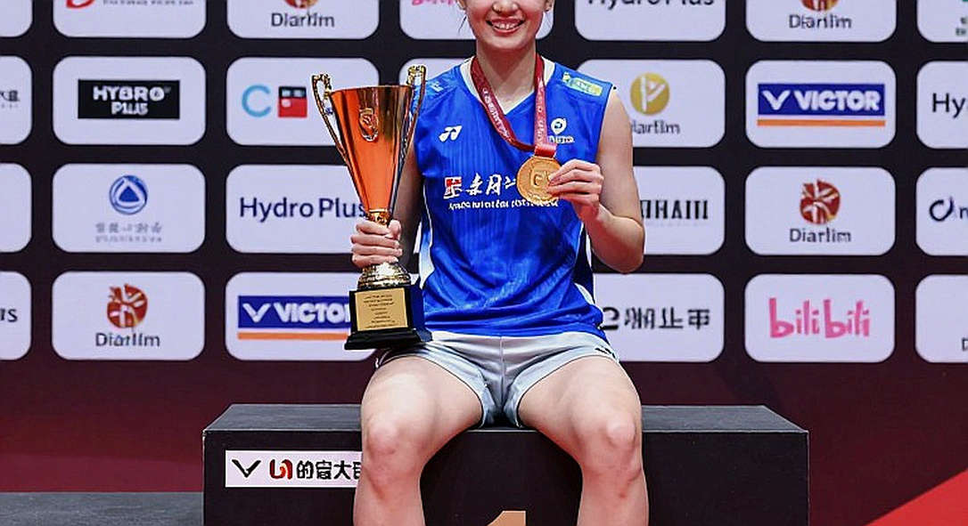 Khoảng lặng dữ liệu: Khi bản phân tích esports không có tên trò chơi