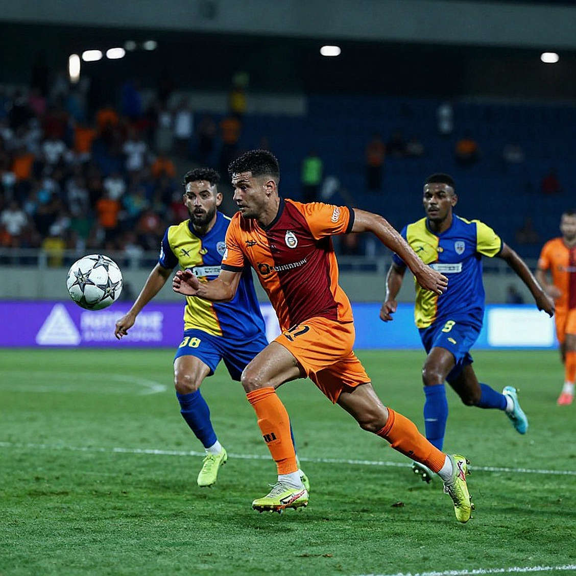 Ô dữ liệu trống ở kỳ chuyển nhượng V-League: Khi 'chưa có tin' bị đọc thành 'không có chuyện'