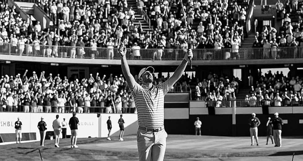 Caddie bỏ việc Vijay Singh, bốn ngày sau Singh vô địch SAS Championship