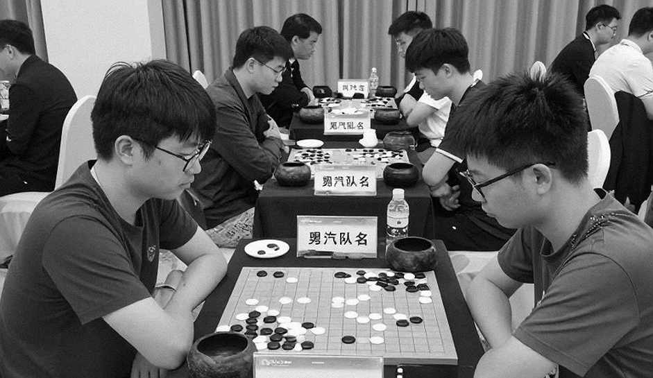 9...a5 và nghệ thuật quên bài học thuộc lòng