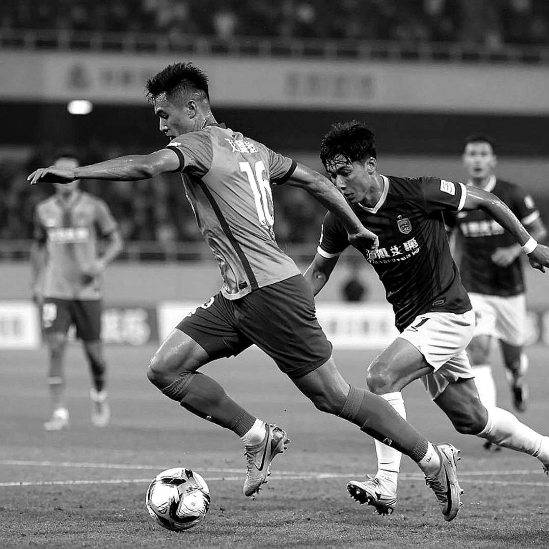Man City và 900 triệu bảng trong những hợp đồng 'giả': đọc lại chín mùa giải bằng con số